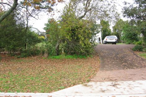 Photo of property in 8 Outlook Road, Greenhithe, Auckland, 0632