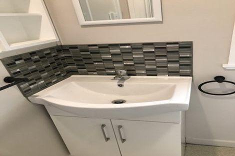 Photo of property in 240 Ireland Road, Waitoki, Kaukapakapa, 0871