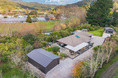 Photo of property in 55a Stanley Street, Wainuiomata, Lower Hutt, 5014