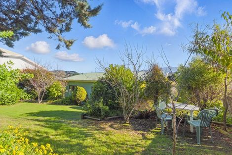 Photo of property in 47 Kakariki Grove, Waikanae, 5036