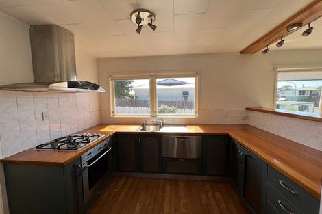 Photo of property in 7 Oleander Place, Bell Block, New Plymouth, 4312