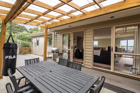 Photo of property in 136 Valley Road, Pukekohe, 2120