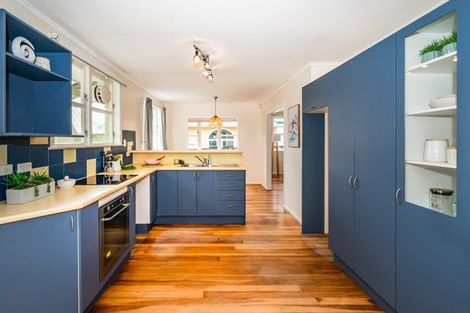 Photo of property in 53 Gray Avenue, Paraparaumu Beach, Paraparaumu, 5032