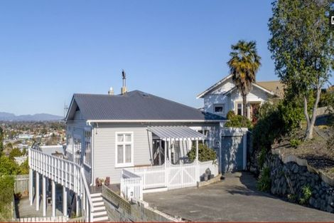 Photo of property in 14 Guys Hill Road, Hospital Hill, Napier, 4110