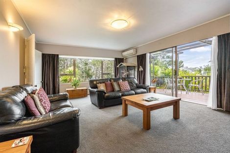 Photo of property in 22 Saddleback Rise, Murrays Bay, Auckland, 0630