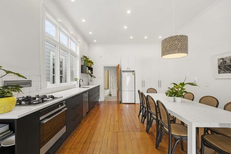 Photo of property in 30 Roy Street, Newtown, Wellington, 6021