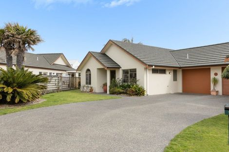 Photo of property in Seacrest, 2/200 Papamoa Beach Road, Papamoa Beach, Papamoa, 3118