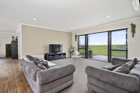 Photo of property in 52 Nautilus Drive, Papamoa Beach, Papamoa, 3118