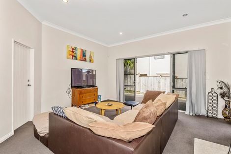 Photo of property in 49 Baverstock Road, Flat Bush, Auckland, 2016