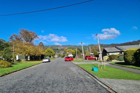 Photo of property in 2/34 Montgomery Street, Stokes Valley, Lower Hutt, 5019