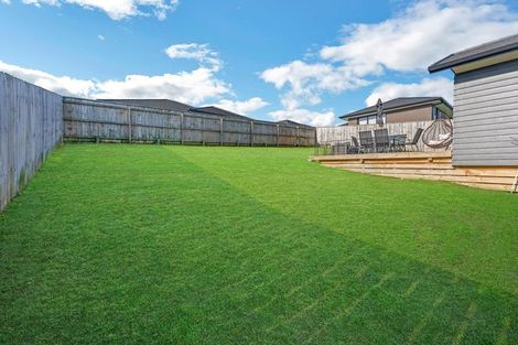 Photo of property in 40 Leathem Crescent, Pokeno, 2402