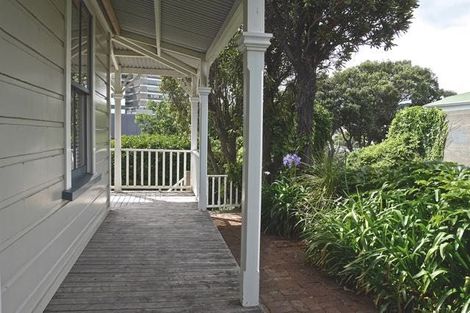 Photo of property in 4 Nikau Street, Newtown, Wellington, 6021