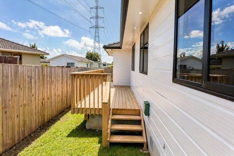 Photo of property in 14 Serrano Place, Clover Park, Auckland, 2023