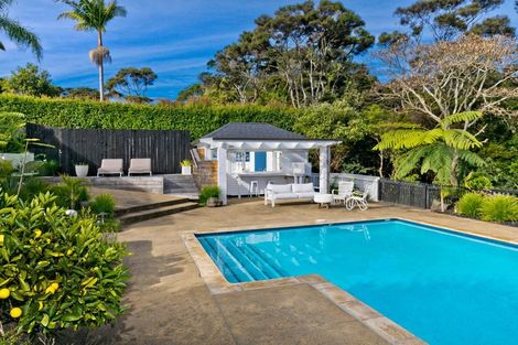 Photo of property in 27-29 Bernard Magnus Lane, Greenhithe, Auckland, 0632