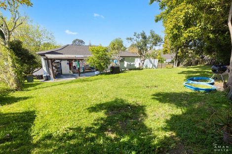 Photo of property in 8 Glucina Place, Glen Eden, Auckland, 0602