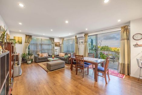 Photo of property in 14 Golden Morning Drive, Albany Heights, Auckland, 0632