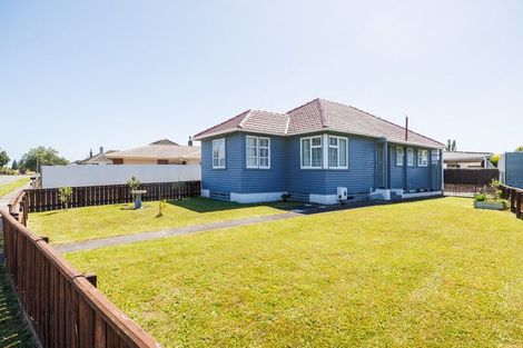 Photo of property in 15 Upham Terrace, Roslyn, Palmerston North, 4414