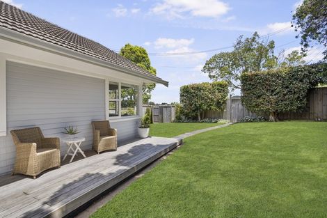 Photo of property in 16 Apirana Avenue, Glen Innes, Auckland, 1072
