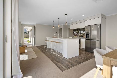 Photo of property in 17 Waitaha Place, Bell Block, New Plymouth, 4312