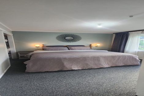 Photo of property in 11 Shackleton Grove, Stokes Valley, Lower Hutt, 5019