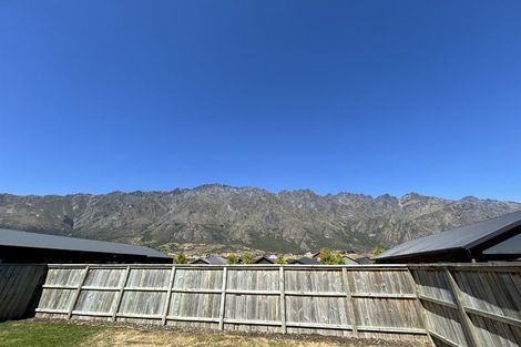 Photo of property in 51 Howden Drive, Jacks Point, 9371