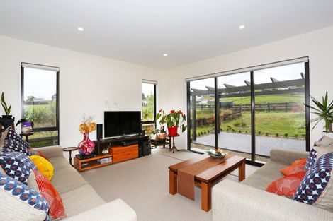 Photo of property in 24 Mcintosh Drive, Pokeno, 2471