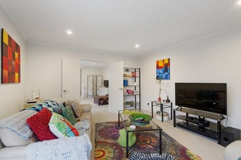 Photo of property in 33 Chandler Way, Rolleston, 7615