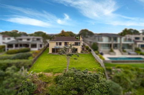 Photo of property in 38 Cliff Road, Torbay, Auckland, 0630