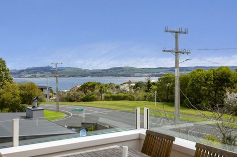 Photo of property in 35 Shepherd Road, Waipahihi, Taupo, 3330