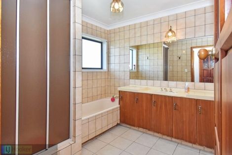 Photo of property in 1/35 Great South Road, Manurewa, Auckland, 2102