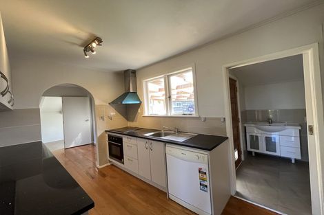 Photo of property in 109 Ennis Avenue, Pakuranga Heights, Auckland, 2010