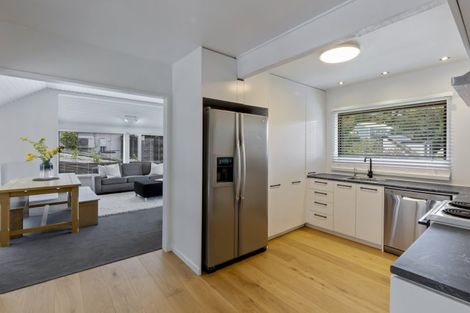 Photo of property in 24 Williams Street, Sunshine Bay, Queenstown, 9300