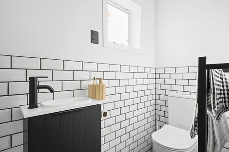 Photo of property in 725 Gloucester Street, Avonside, Christchurch, 8061