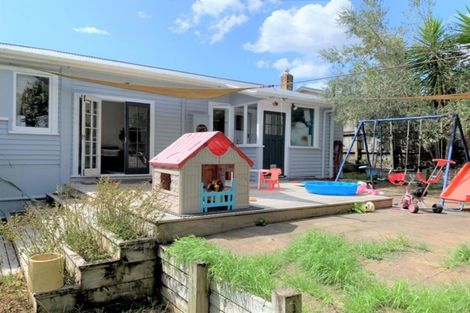 Photo of property in 26 Glendon Avenue, Avondale, Auckland, 1026