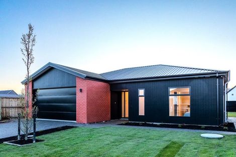 Photo of property in 4 Summerleas Lane, Halswell, Christchurch, 8025