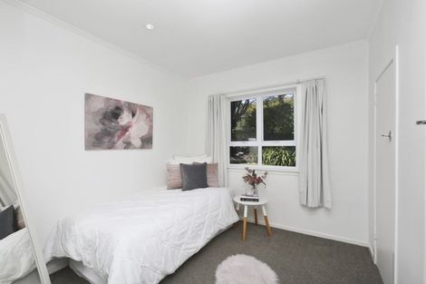 Photo of property in 66 Huatoki Street, Vogeltown, New Plymouth, 4310