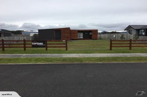 Photo of property in 176 Ngaio Drive, Matarangi, Whitianga, 3592