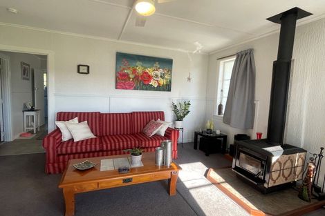 Photo of property in 332 Marine Parade, Wairoa, 4108