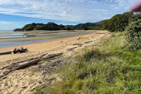 Photo of property in 59 Matenga Road, Ligar Bay, Takaka, 7183