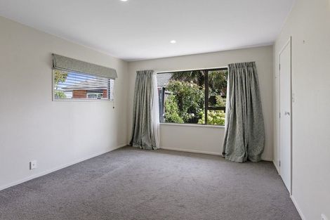 Photo of property in 2/80b Jeffreys Road, Fendalton, Christchurch, 8052