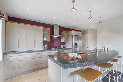 Photo of property in 5 Harrys Way, Redwood, Christchurch, 8051