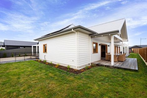 Photo of property in 2 Rich Rise, Havelock North, 4130