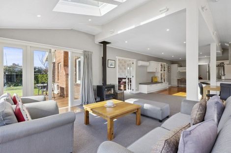 Photo of property in 370 Bay View Road, Saint Clair, Dunedin, 9012