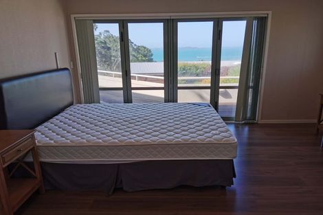 Photo of property in 1/10 Burford Place, Mellons Bay, Auckland, 2014