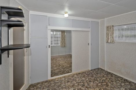 Photo of property in 51 Barrier View Road, Leigh, 0985