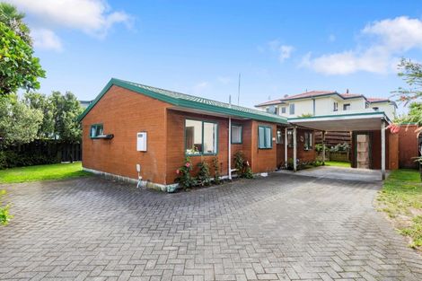 Photo of property in 77b Dickson Road, Papamoa Beach, Papamoa, 3118