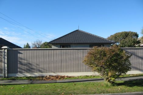 Photo of property in 60 Willryan Avenue, New Brighton, Christchurch, 8083
