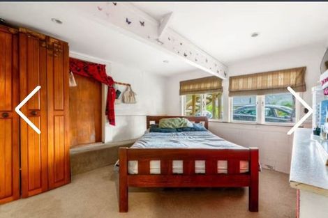 Photo of property in 42 Selwyn Crescent, Forrest Hill, Auckland, 0620