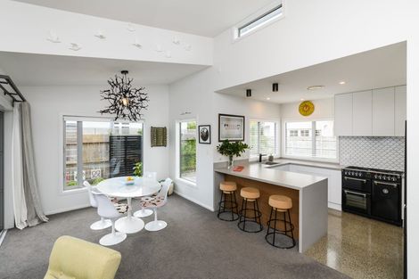 Photo of property in 32a Hardie Street, Hokowhitu, Palmerston North, 4410