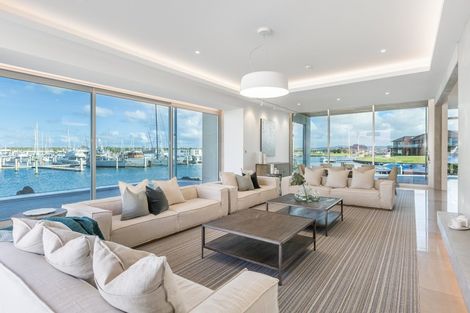 Photo of property in 10 Martingale Lane, One Tree Point, 0118